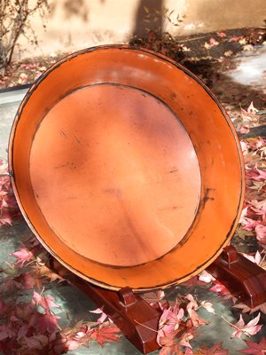 Dokumentasi “Bowl with legs”; Negoro ware, lacquer over wooden core. Minneapolis Institute of Art.