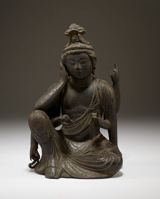 Dokumentasi “Nyoirin Kannon, the Bodhisattva of Compassion with the Wish-granting Jewel”; Bronze. Minneapolis Institute of Art.