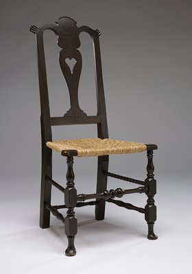 Dokumentasi “East Windsor side chair”; Cherry, ash, pigment, plant fibers. Minneapolis Institute of Art.