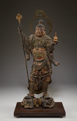 Dokumentasi “Bishamonten, the Guardian of the North”; Japanese cypress wood with polychrome, cut gold-leaf, and inlaid crystal, metal. Minneapolis Institute of Art.