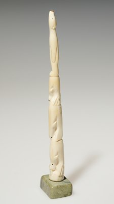 Animal totem, Guy Nutarariaq, 2009