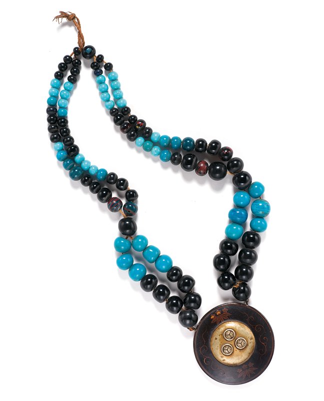 Woman's neck ornament with medallion (shitoki), Ainu artist | Mia