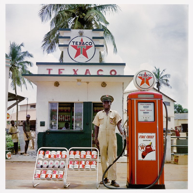 Untitled (Texaco Station, Togo 1958), Todd Webb, 1958 (printed 2020)