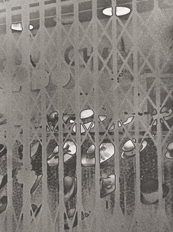Hats (solarized), Paris, Ilse Bing, 1934 (printed 1986)