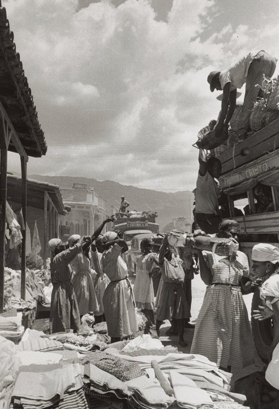 The market spirit is clamoring and vitally alive, Haiti, Jacques Lowe, 1956