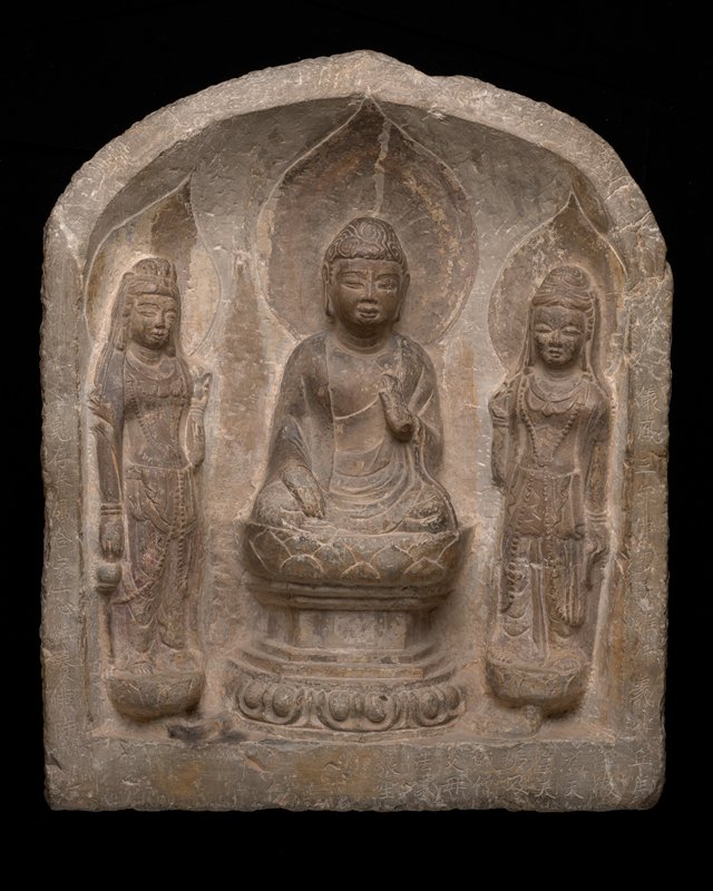 Buddhist votive stele with Buddha and two Bodhisattvas, 678