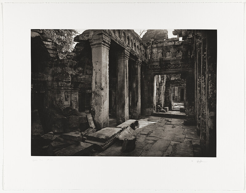 Angkor 31, Preah Kahn, Kenro Izu; Publisher: Friends without a