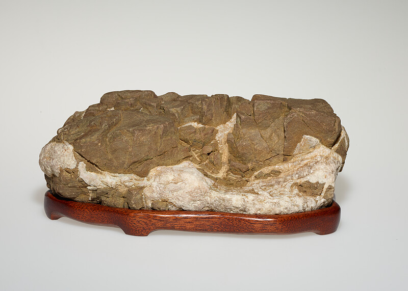 Glacier Cutting a Mountain, Daiza (base) made by Sean Smith, 20th–21st century