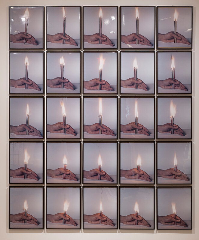 Untitled (6 Candles), Lorna Simpson, 1992
