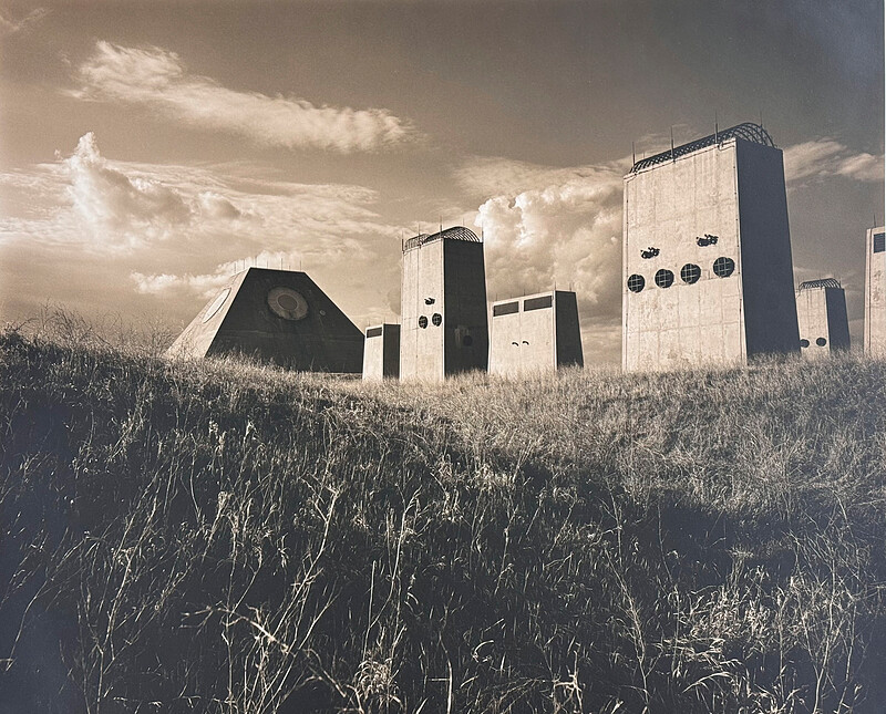 Safeguard #1, anti-missile radar system, Nekoma, North Dakota, Paul Shambroom, 1995