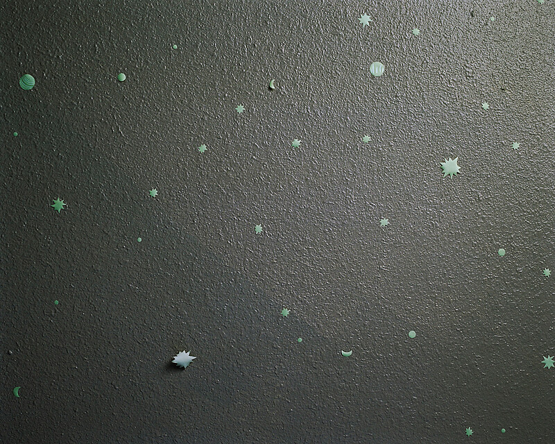 Child's room ceiling (“Terror Town”, Playas Training Center, New Mexico), Paul Shambroom, 2005